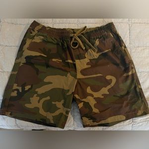 Vans camo shorts XL Men’s